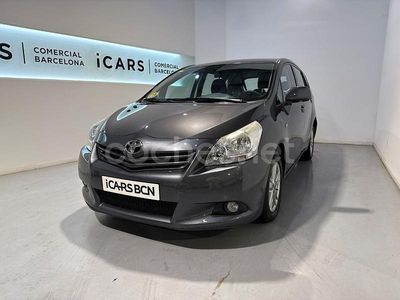 Gris / plata Usado 2010 Toyota Verso Active Monovolumen | 8490 € (Precio justo)