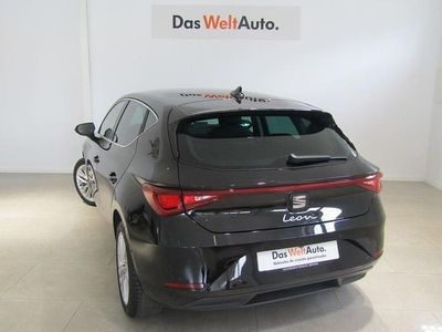 Usado Seat Leon Style 150 CV (110 kW) 2024 Negro