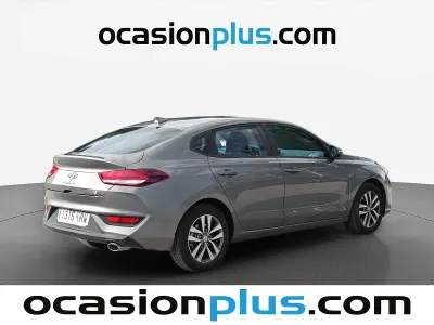 Usado Hyundai i30 120 CV (88 kW) 2018 Gris