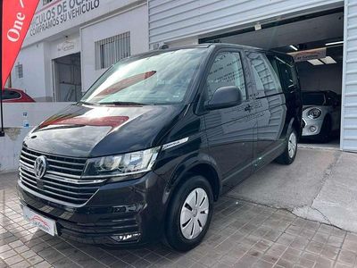 Usado VW Caravelle 150 CV (110 kW) 2024 Negro Monovolumen