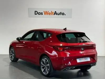 Nuevo Seat Leon FR 150 CV (110 kW) 2026 Rojo Utilitario