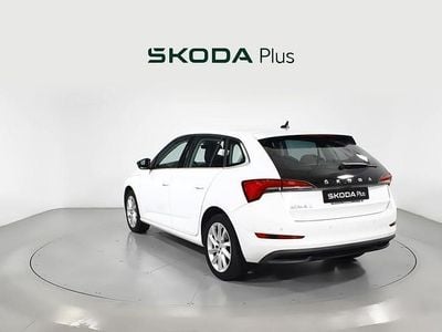 Usado Skoda Scala Ambition 150 CV (110 kW) 2021 Blanco Utilitario