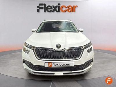 Usado Skoda Kamiq 95 CV (69 kW) 2022 Blanco SUV