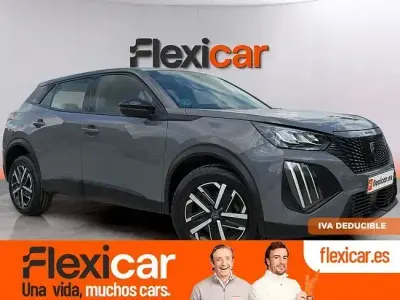 Usado Peugeot 2008 Active 100 CV (73 kW) 2023 Gris SUV