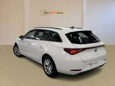 Käytetty Seat Leon Style 116 HP (85 kW) 2025 Valkoinen