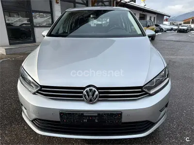 Usado VW Golf Sportsvan Sportline 150 CV (110 kW) 2016 Gris / plata Monovolumen