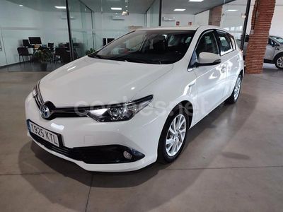 Toyota Auris Hybrid