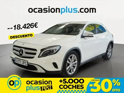 Begagnad Mercedes GLA200 Urban 136 HK (100 kW) 2016 Vit SUV