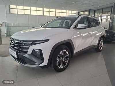 Polar white/phantom black Usado 2025 Hyundai Tucson SUV | 29.500 € (Caro)
