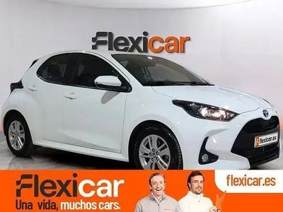 Używany Toyota Yaris Hybrid Active 116 KM (85 kW) 2022 Biały