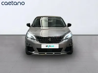Usado Peugeot 3008 Allure 130 CV (95 kW) 2019 Gris SUV
