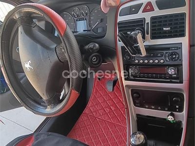 Granate Usado 2006 Peugeot 307 Berlina | 2200 € (Precio justo)