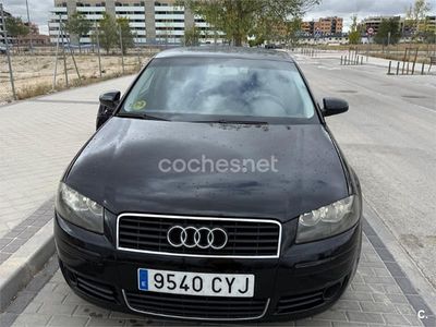 Negro Usado 2004 Audi A3 Ambiente Berlina | 3000 € (Un poco caro)