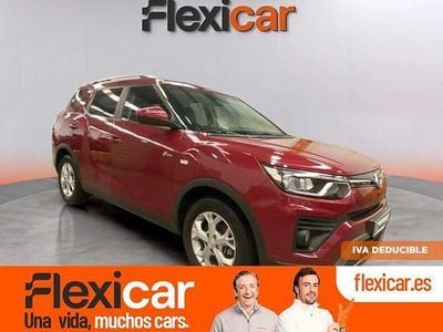 Rojo Usado 2023 Ssangyong (KGM) Tivoli SUV | 13.990 € (Buen precio)