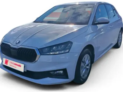 Usado Skoda Fabia Selection 80 CV (58 kW) 2024 Blanco Utilitario