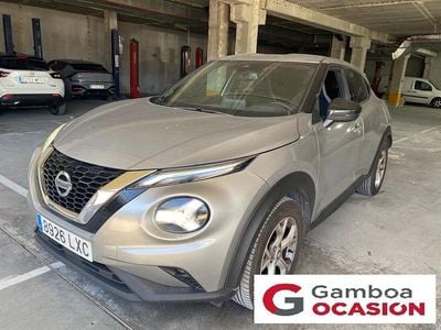 Usado Nissan Juke N-Connecta 114 CV (83 kW) 2022 Gris SUV