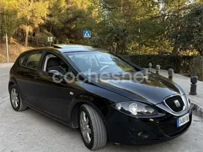 Usado Seat Leon Reference 102 CV (75 kW) 2006 Negro Utilitario