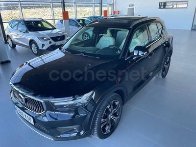 Usado Volvo XC40 Inscription 190 CV (139 kW) 2018 Negro SUV