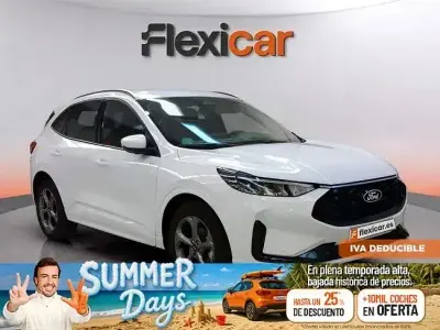 Usado Ford Kuga ST-Line 150 CV (110 kW) 2025 Blanco SUV