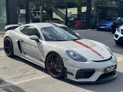 Porsche 718 Cayman GT4