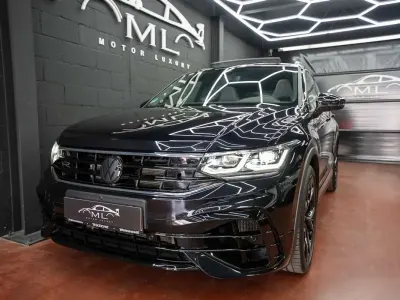 Usado VW Tiguan R 320 CV (235 kW) 2023 Negro SUV