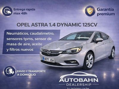 Usado Opel Astra Dynamic 125 CV (91 kW) 2016 Gris / plata Berlina