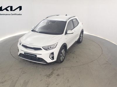 Usado Kia Stonic 100 CV (73 kW) 2025 Clear white SUV
