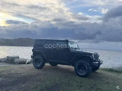 Usado Jeep Wrangler Unlimited Sahara 177 CV (130 kW) 2008 Negro SUV