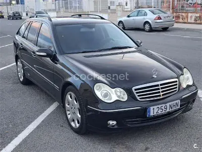 Usado Mercedes C280 Avantgarde 231 CV (169 kW) 2007 Negro Familiar