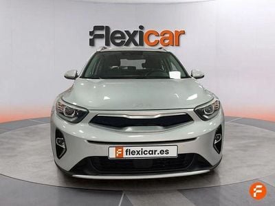 Usado Kia Stonic 100 HP (73 kW) 2022 Cinzento SUV