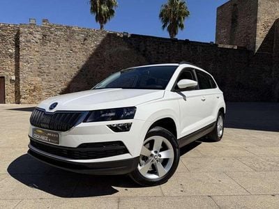 Usado Skoda Karoq Ambition 150 CV (110 kW) 2021 Blanco SUV
