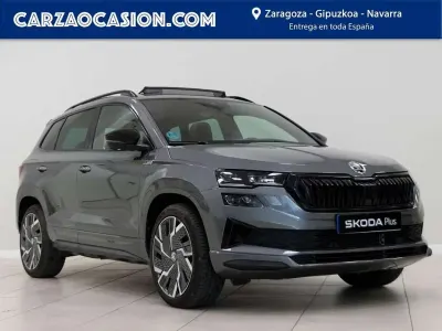 Usado Skoda Karoq SportLine 190 CV (139 kW) 2022 Gris SUV
