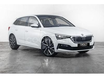 Blanco Usado 2022 Skoda Scala Sport Utilitario | 15.990 € (Buen precio)