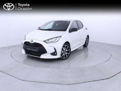 Usado Toyota Yaris Hybrid Style 116 CV (85 kW) 2021 Blanco Utilitario