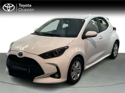Usado Toyota Yaris Active 116 CV (85 kW) 2022 Utilitario