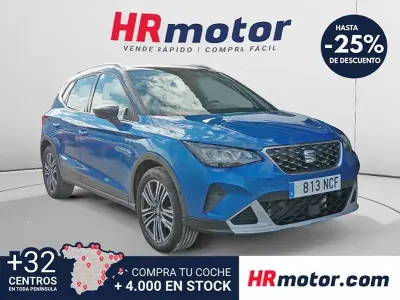 Usado Seat Arona Xperience 115 CV (84 kW) 2025 Azul SUV