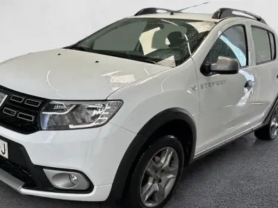 Usado Dacia Sandero Essentiel 90 HP (66 kW) 2019