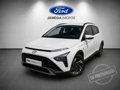 Usado Hyundai Bayon 100 CV (73 kW) 2022 Blanco SUV