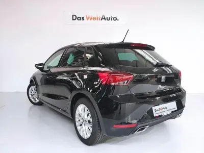 Usado Seat Ibiza FR 115 CV (84 kW) 2025 Negro Utilitario