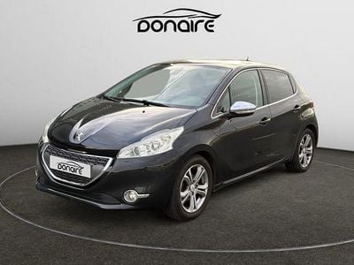 Usado Peugeot 208 Allure 95 CV (69 kW) 2012 Negro Utilitario