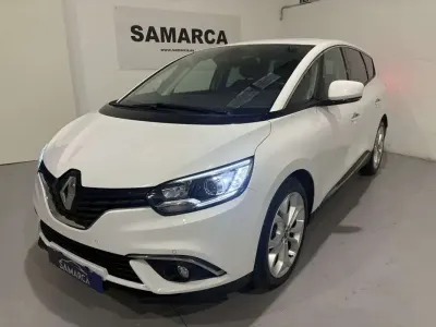 Begagnad Renault Grand Scénic IV Life 120 HK (88 kW) 2019 Vit Minibuss