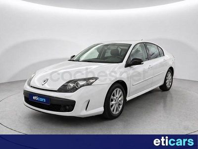 Begagnad Renault Laguna III Privilege 130 HK (95 kW) 2010 Vit Sedan