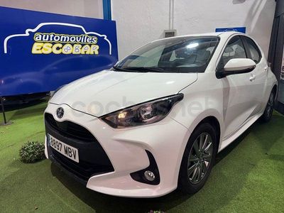 Usado Toyota Yaris Hybrid Active 116 CV (85 kW) 2024 Blanco Berlina