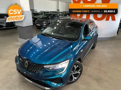 Usado Renault Arkana Techno 145 CV (106 kW) 2022 Azul SUV