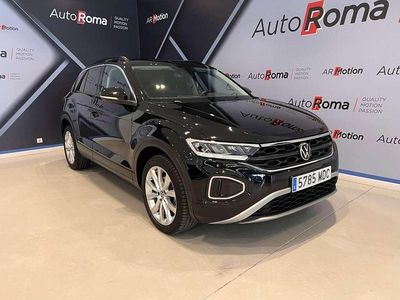 Usado VW T-Roc Life 150 CV (110 kW) 2023 Negro SUV