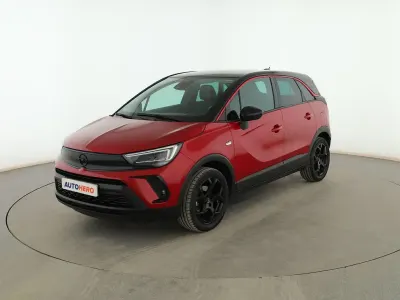 Usado Opel Crossland GS Line 131 CV (96 kW) 2022 Rojo SUV