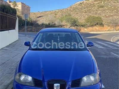 Usado Seat Ibiza Stella 75 CV (55 kW) 2003 Azul Berlina