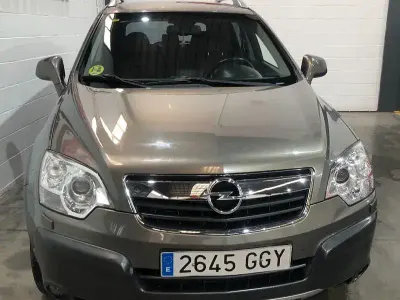 Usado Opel Antara Cosmo 150 CV (110 kW) 2007 Marrón SUV