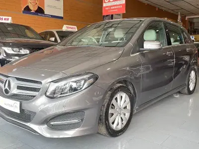 Usado Mercedes B180