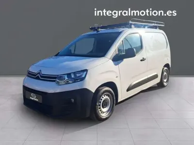 Usado Citroën Berlingo 75 CV (55 kW) 2019 Blanco Monovolumen